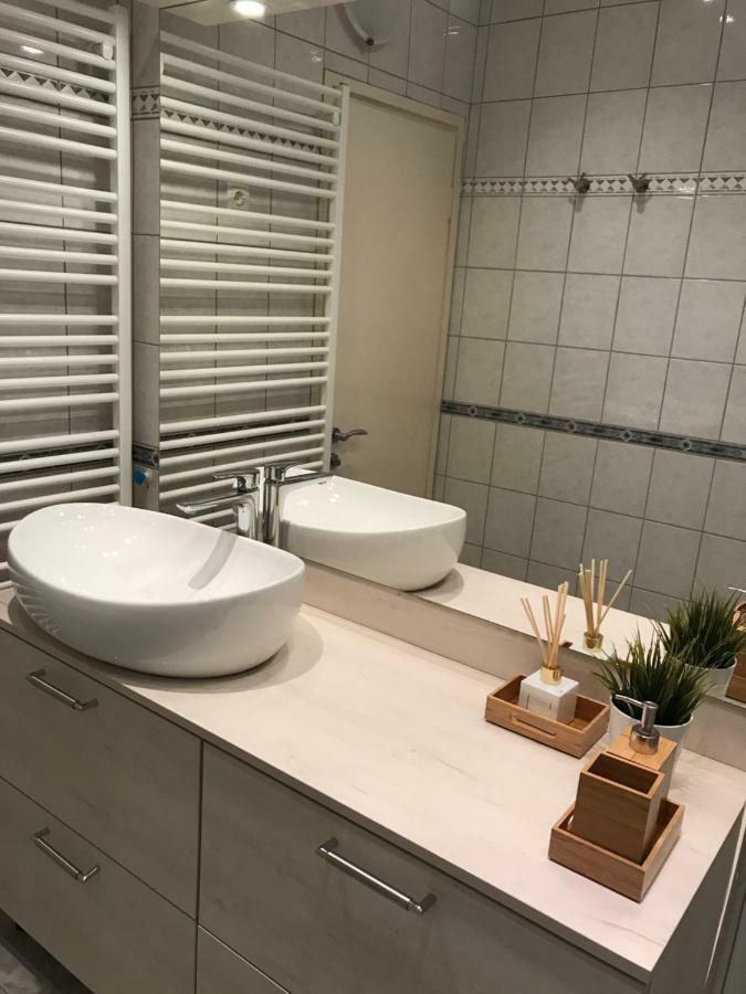 Apartment Francos Primosten Exterior photo