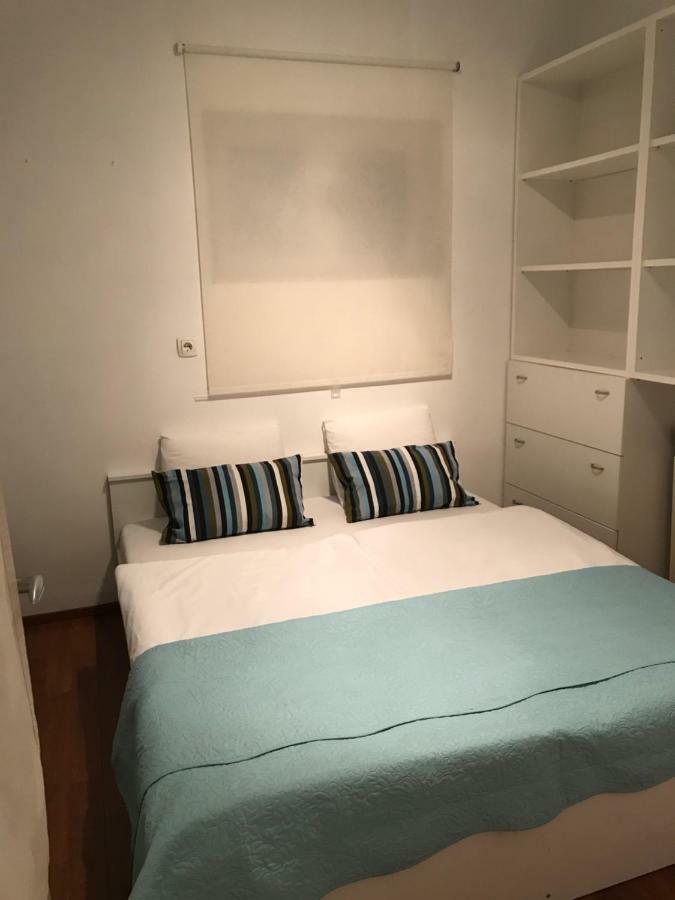Apartment Francos Primosten Exterior photo